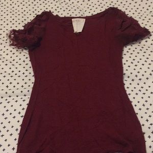 Anthropologie wine red t-shirt with lacy sleeves